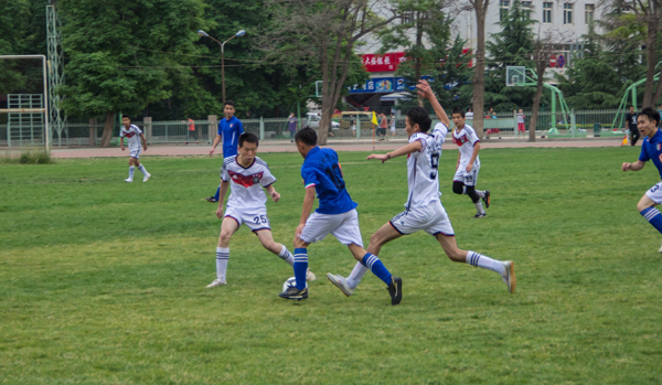 局都紧扣人 局都紧扣人